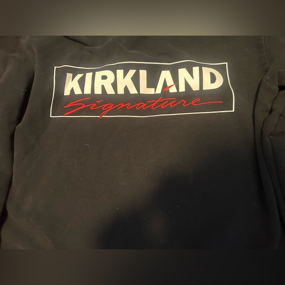 Kirkland Signature Black Unisex Crewneck Sweatshirt - Picture 6 of 6